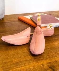 Lucchesse-inc Women's Boot Trees :: Natural Other Accessories